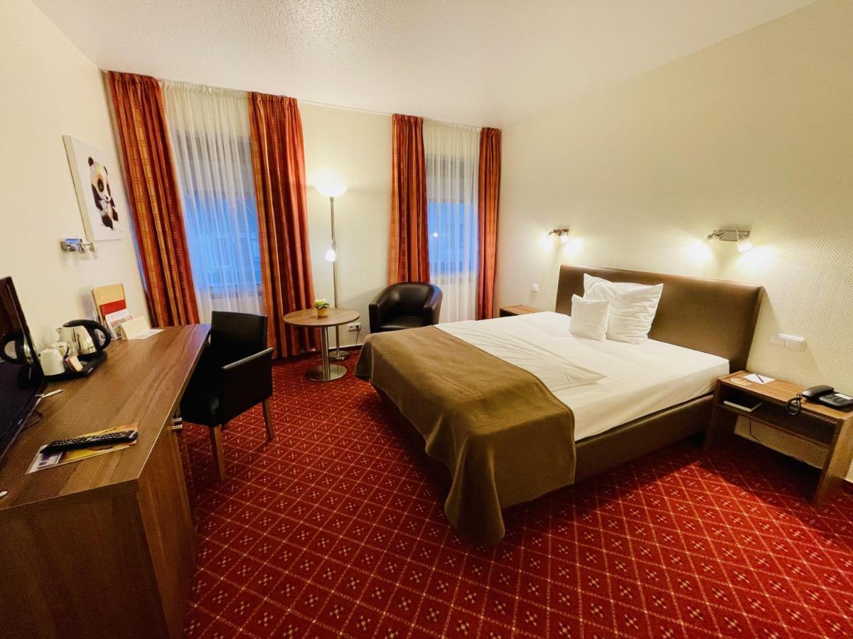 Schloss Hotel Herborn Exterior foto