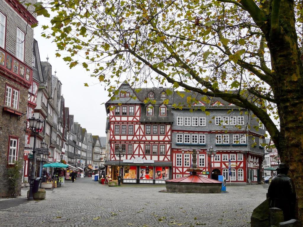 Schloss Hotel Herborn Exterior foto