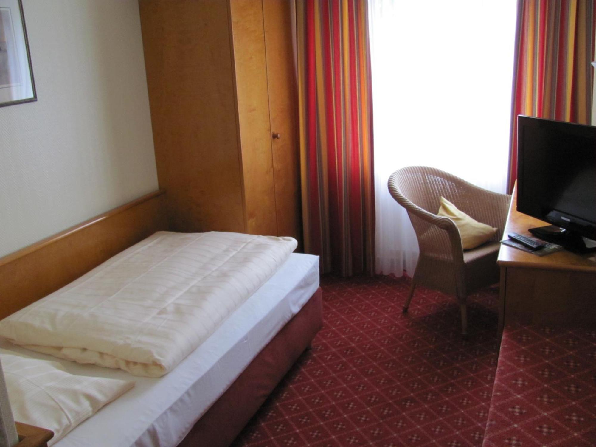 Schloss Hotel Herborn Habitación foto